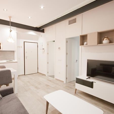Apartamento Nuevo Y De Lujo En Puerta Del Sol Madrid Dış mekan fotoğraf